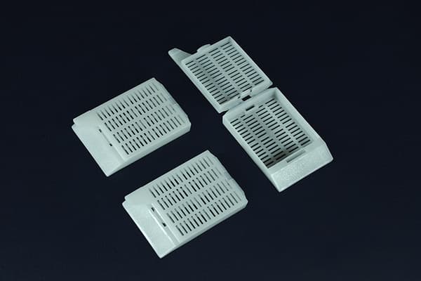 Гистологические кассеты с крышкой, белые (250 шт.)